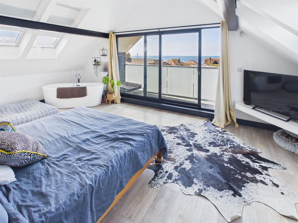 Additional image 30 of 4 bed property for saleYork Road, Peacehaven BN10