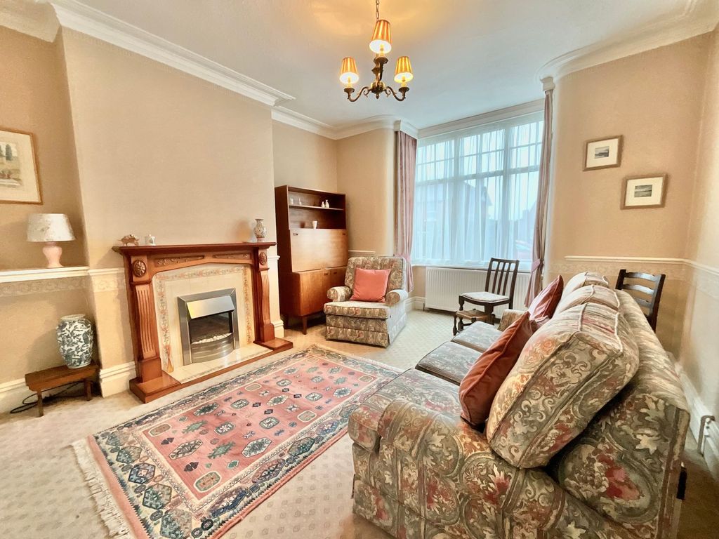 Property photo 3 of 26