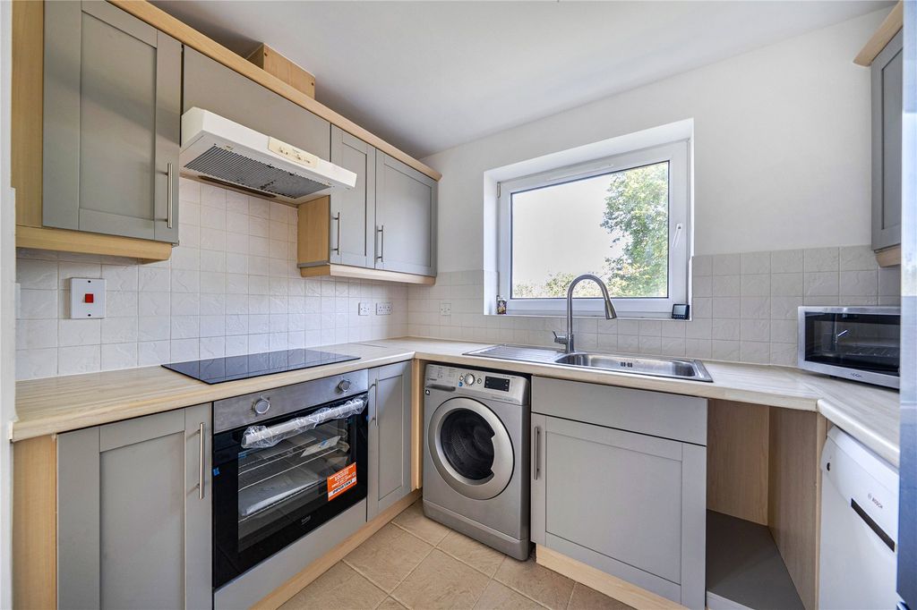 Property photo 3 of 18 Picture No. 05