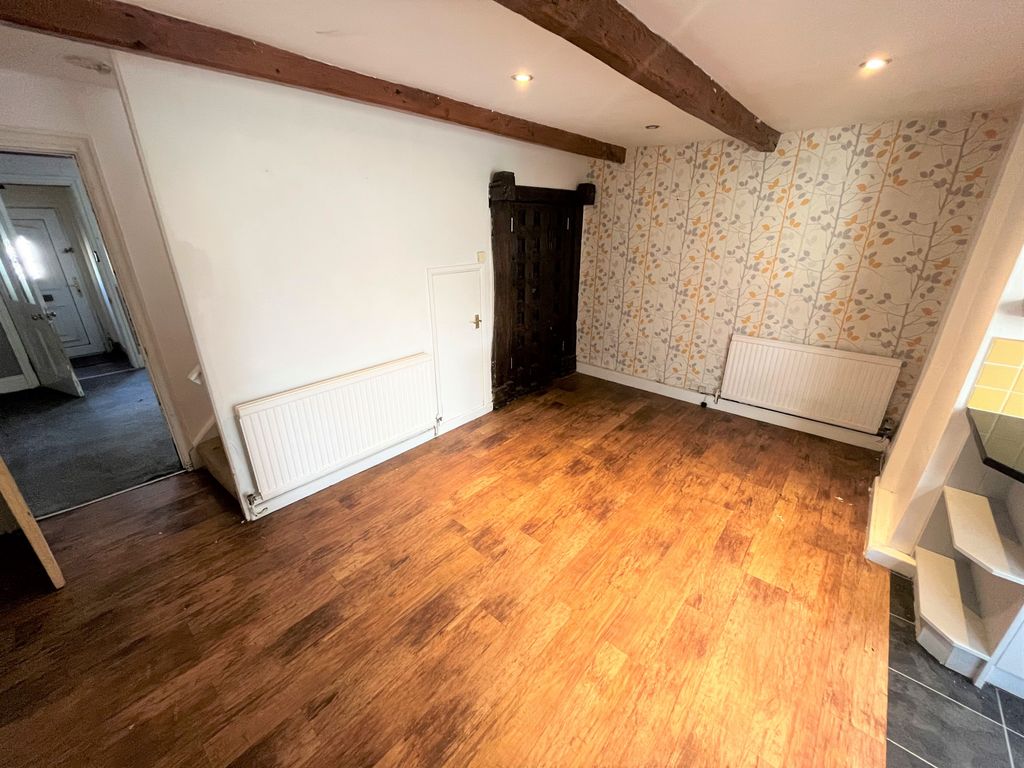 Property photo 3 of 18