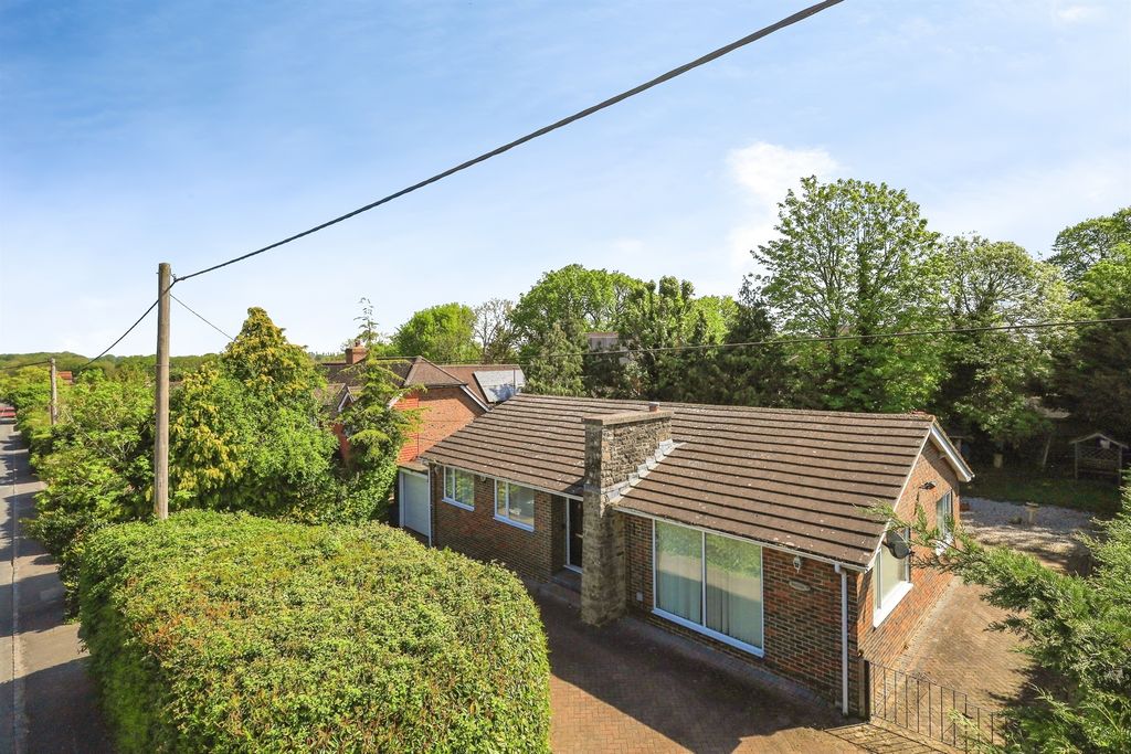 Property photo 2 of 19