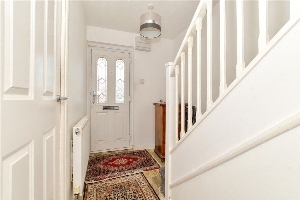Property photo 2 of 10 Hallway