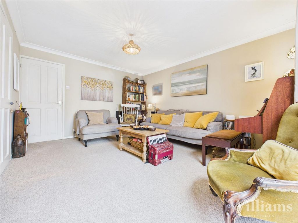 Property photo 3 of 17 Cam02861G0-Pr0482-Still005.Jpg