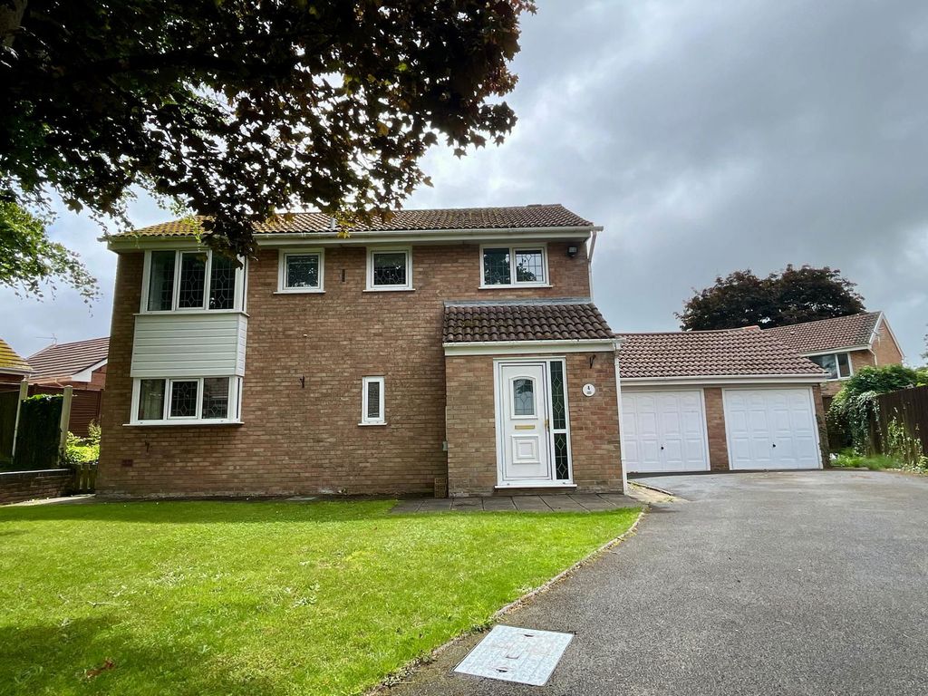 Property photo 1 of 24