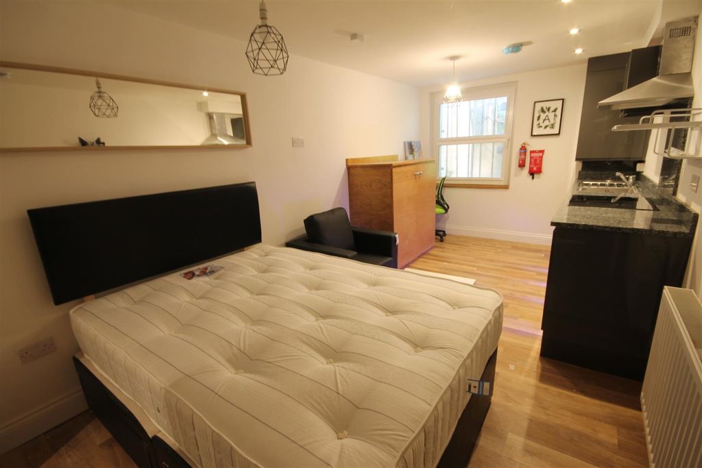 Property photo 2 of 8 2.Jpg