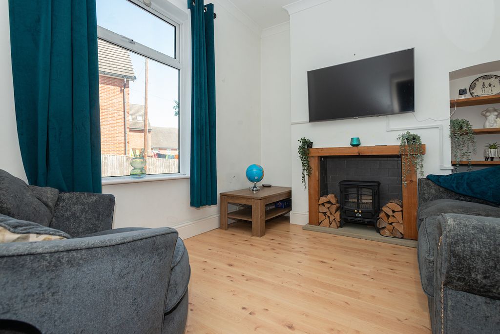 Property photo 2 of 57