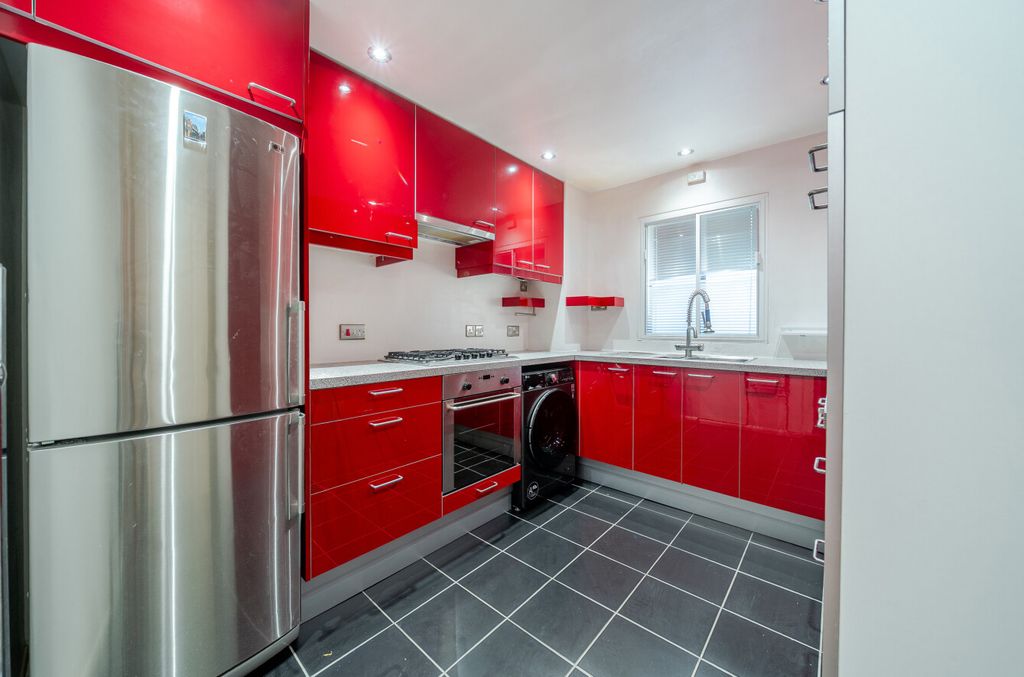 Property photo 3 of 13 1529969-16-1A1555...