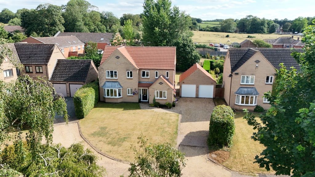 Property photo 1 of 21 7 Drone