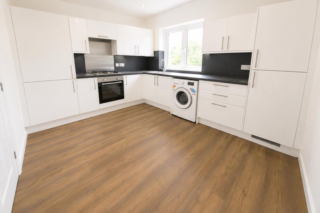 Property photo 3 of 11 3.Png