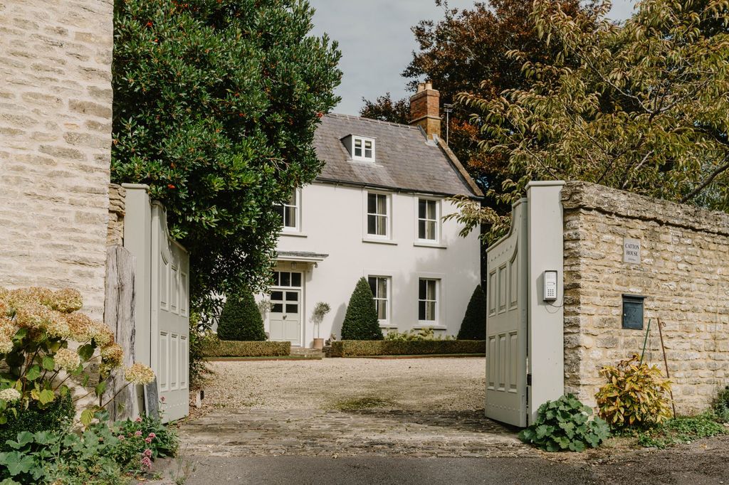 Property photo 1 of 37 Front