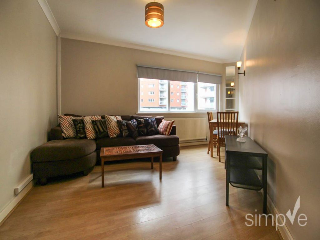 Property photo 3 of 17 Img_1915