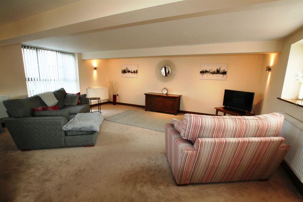 Property photo 2 of 13 Thegrange,Lounge.Jpg