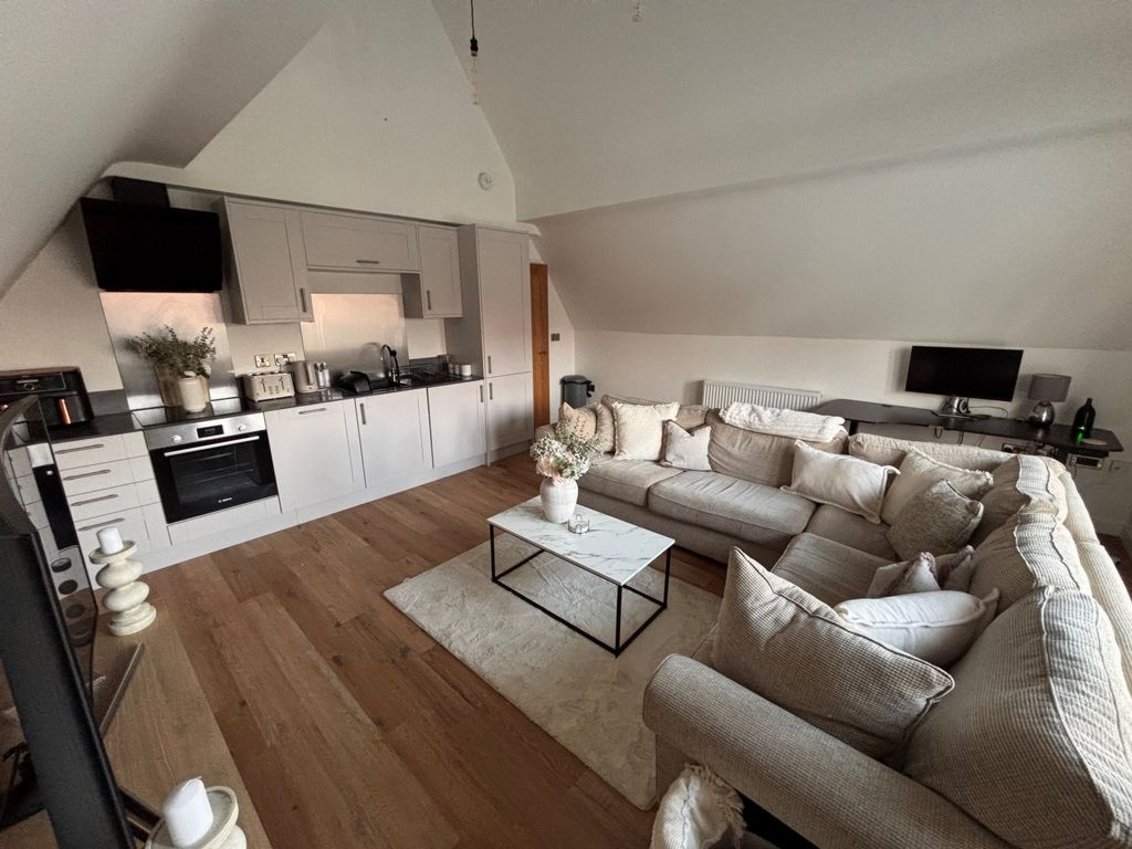 Property photo 2 of 23 Photo 6