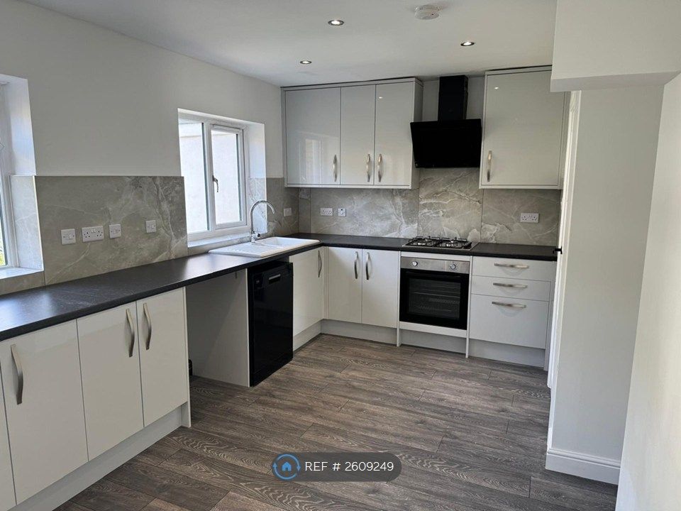 Property photo 1 of 18 Kitchen-Diner 1