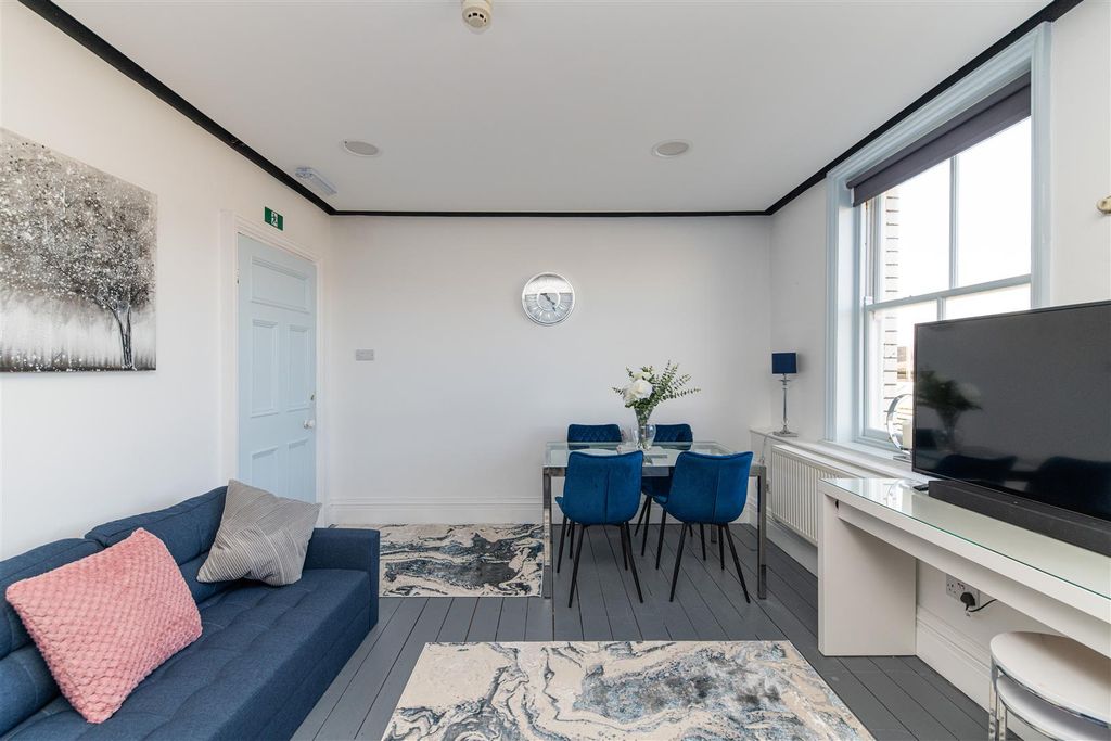 Property photo 3 of 11 Edit-0199.Jpg