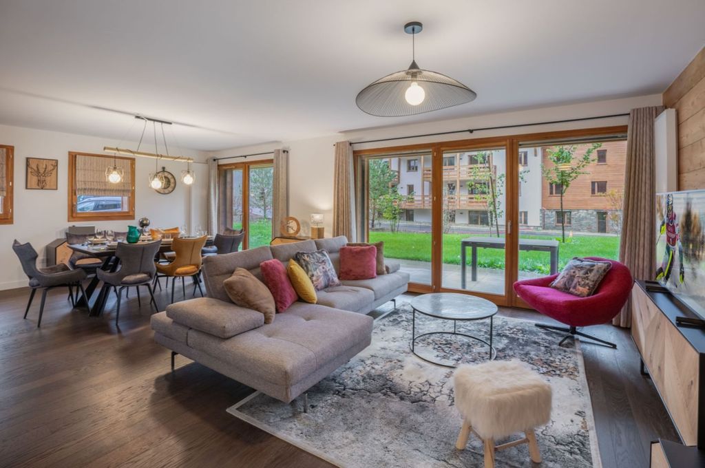 Property photo 1 of 12 Megeve Apartment For