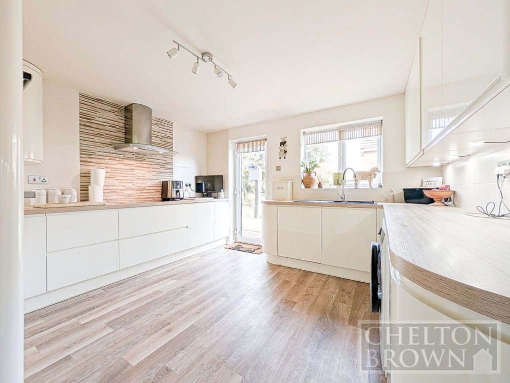 Property photo 2 of 55 Kitchen