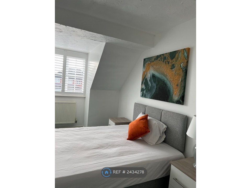 Property photo 1 of 10 Room4_1