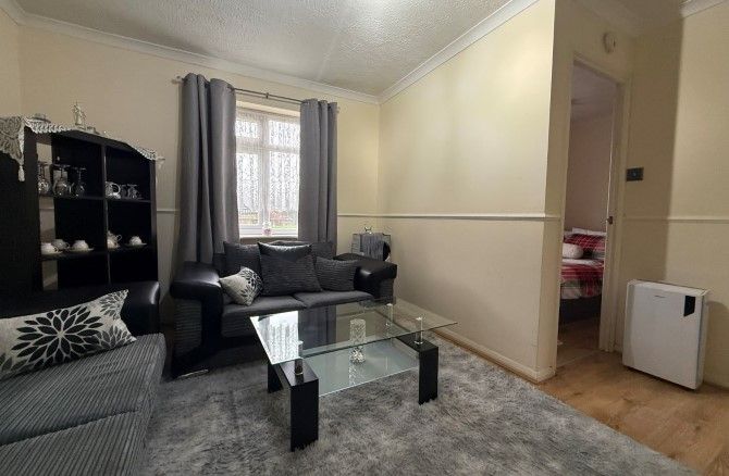 Property photo 2 of 7