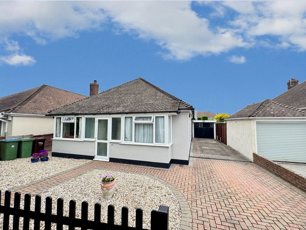 Property photo 1 of 11 49 Worthing Road Ep Front_Enhanced