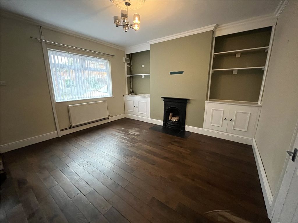 Property photo 2 of 11 Picture No. 16