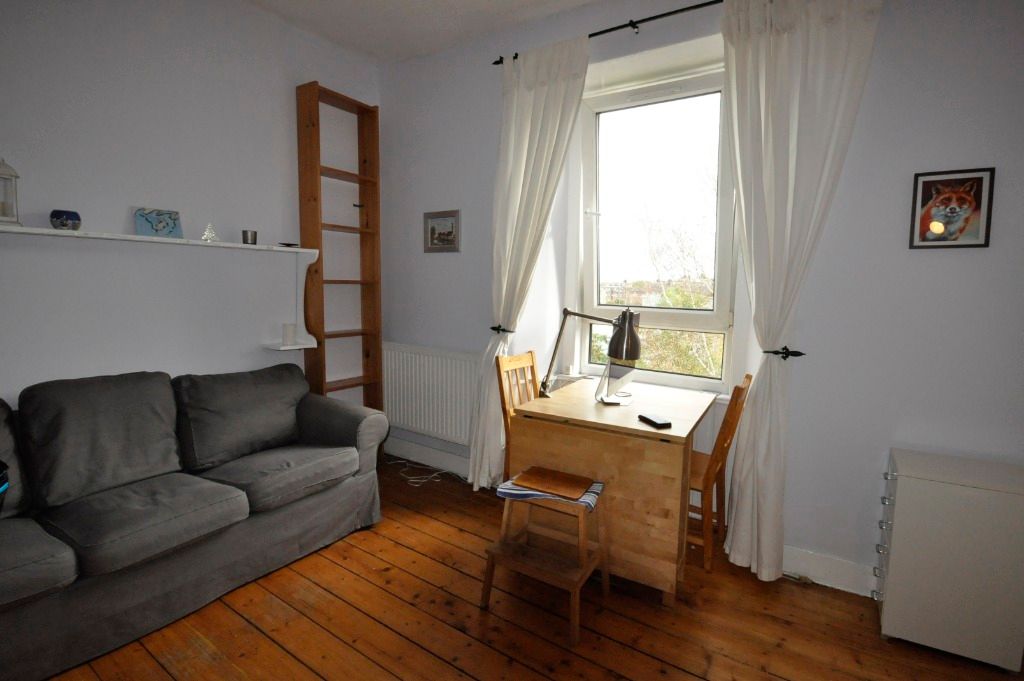 Property photo 3 of 8 Photo 3