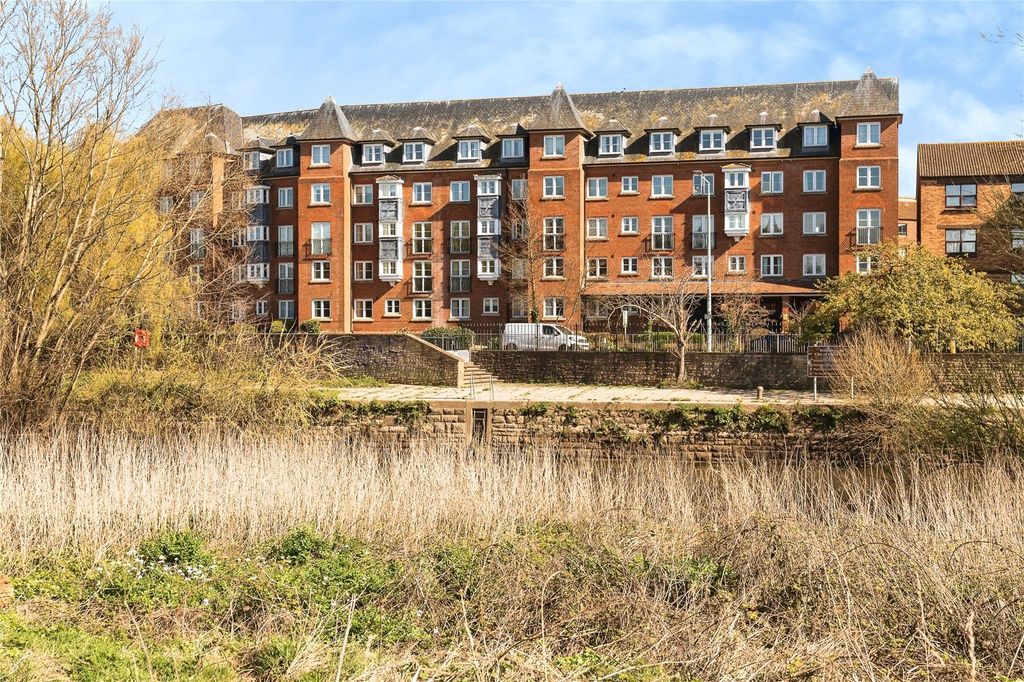 Property photo 1 of 9 General View