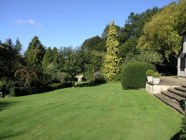 Property photo 2 of 8