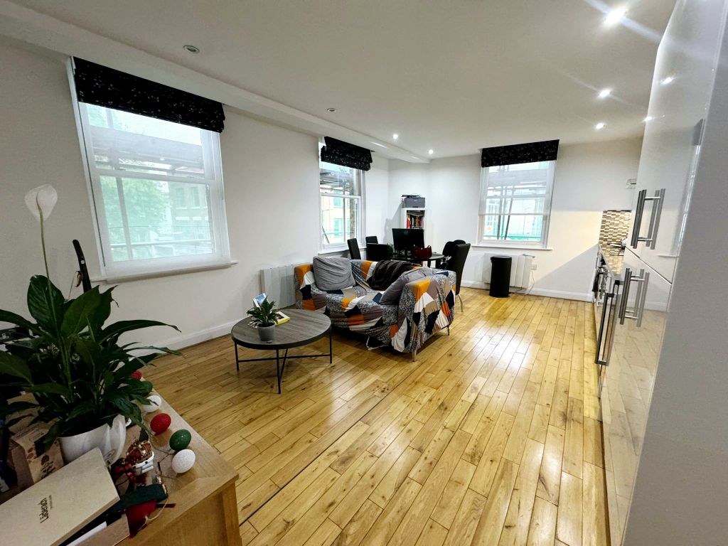 Property photo 1 of 8