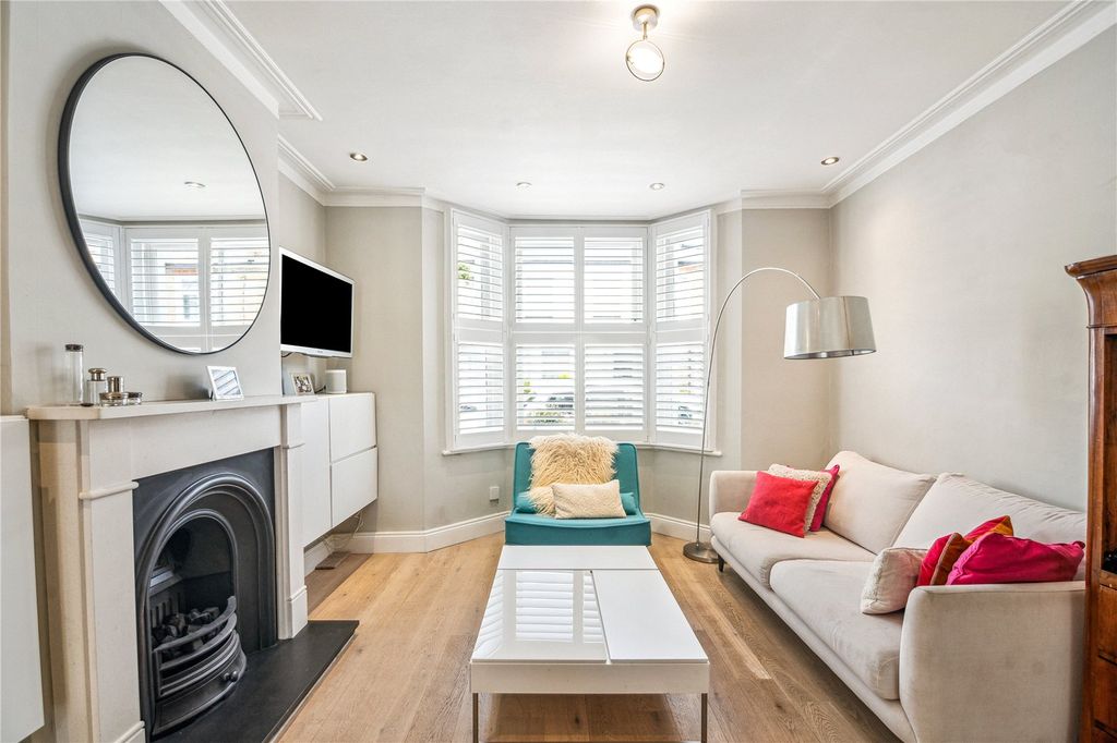 Property photo 2 of 16 Reception Room