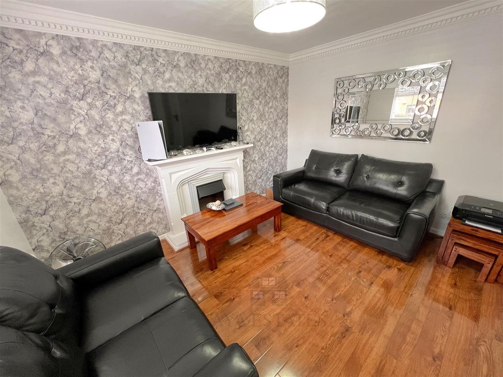 Property photo 3 of 23 20251016_113244000_Ios.Jpg