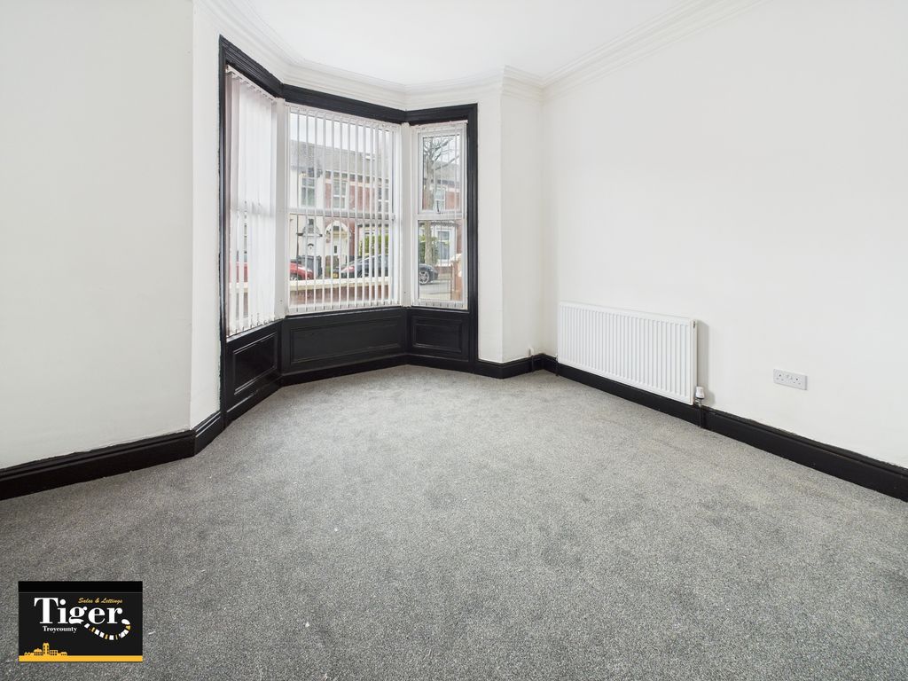 Property photo 2 of 13 Cam02176G0-Pr0533-Still001