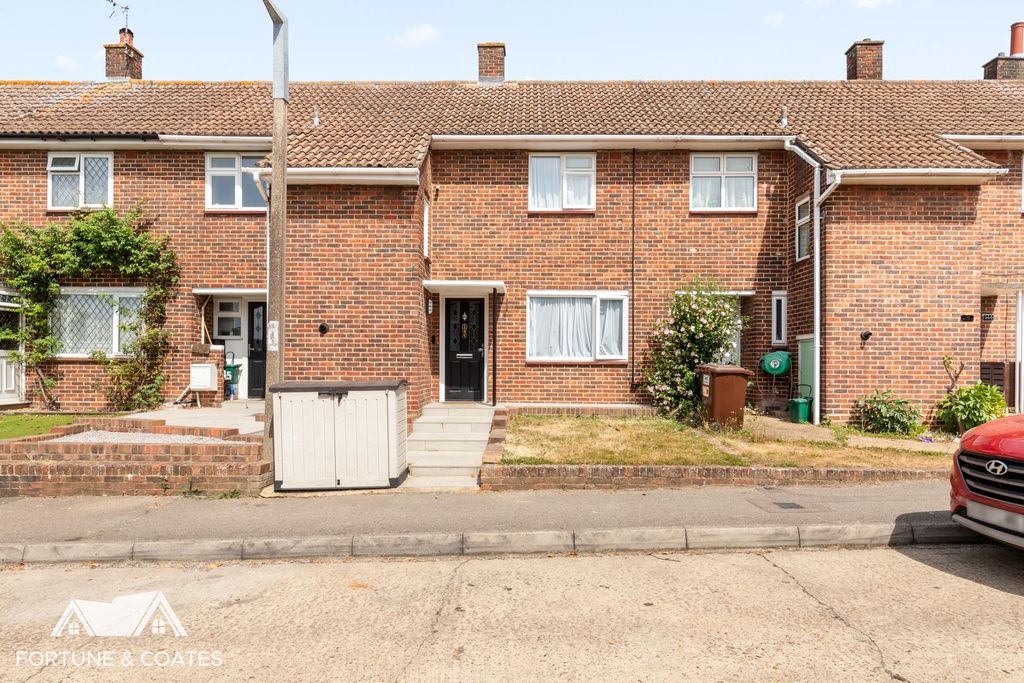 Property photo 1 of 21 Pennymead_25.Jpg