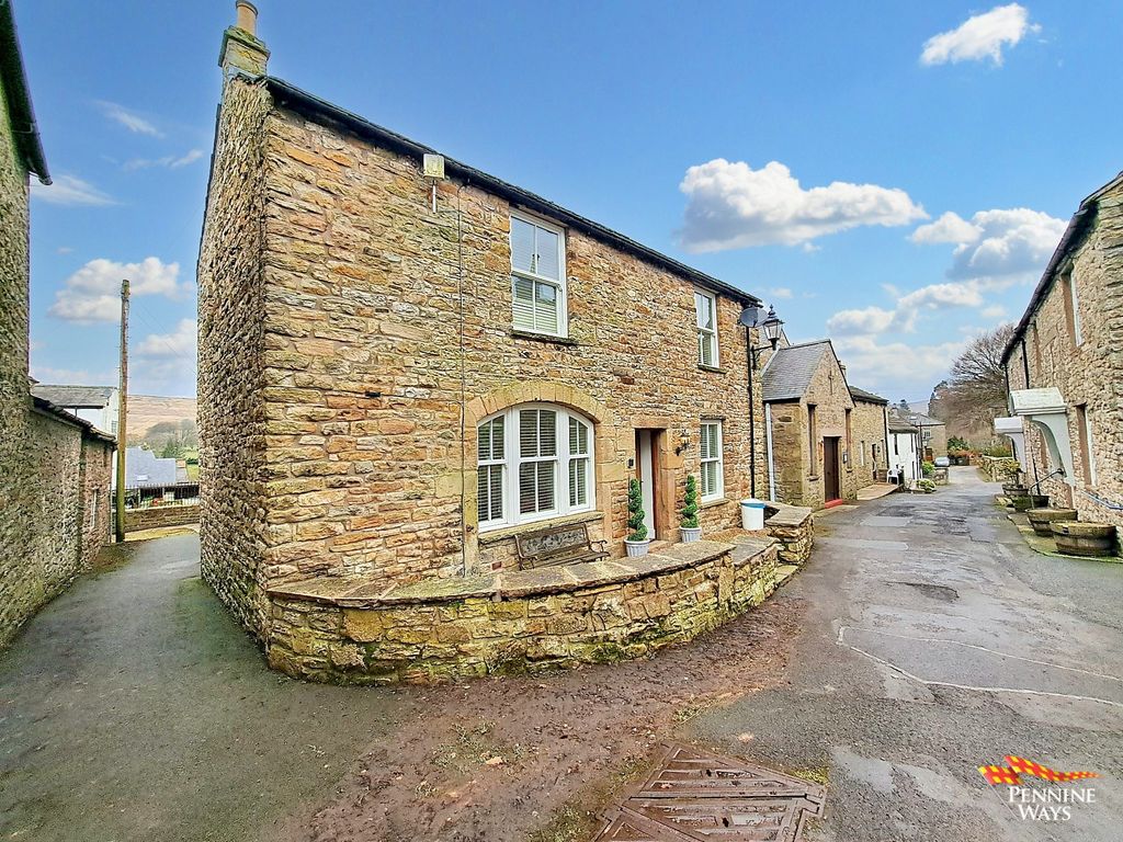 Property photo 2 of 14