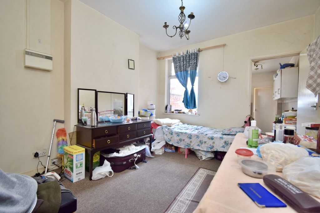 Property photo 3 of 10 Gallery