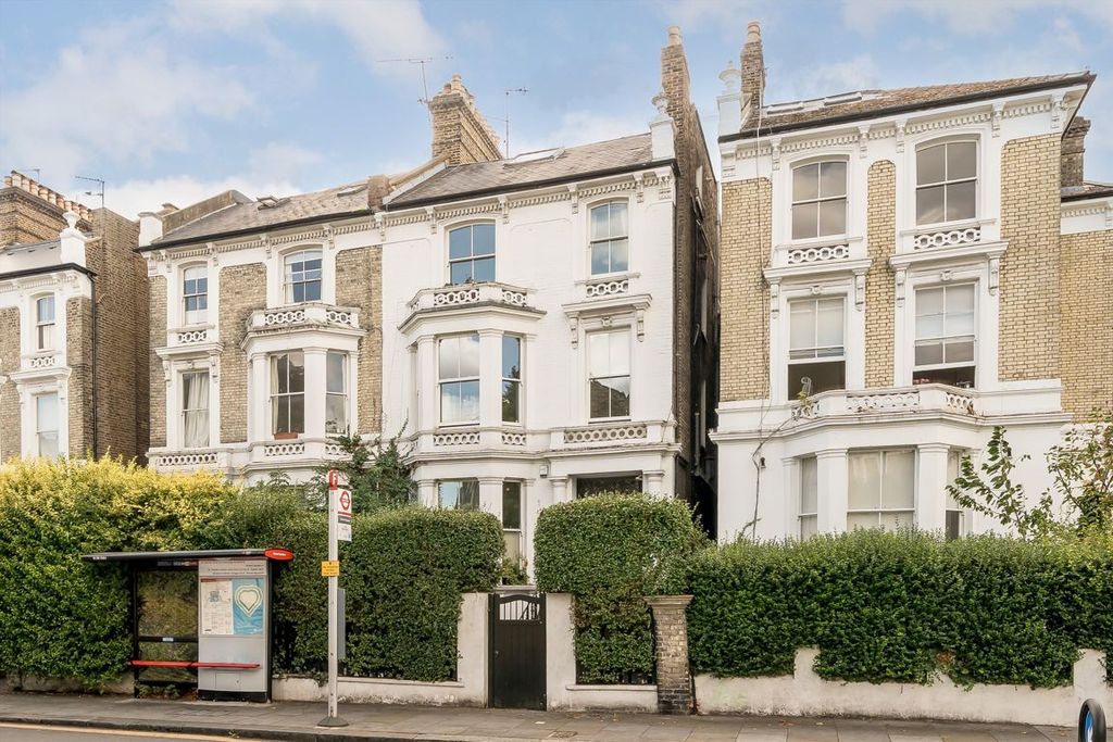Property photo 1 of 7