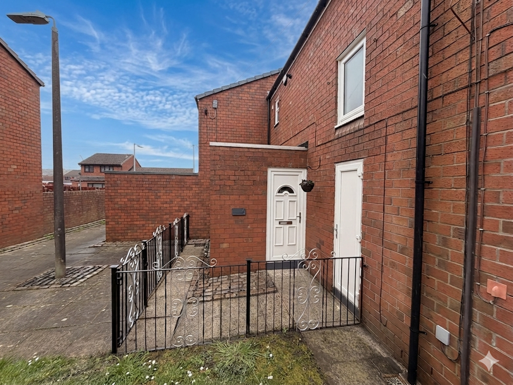 Property photo 1 of 17 Photograph