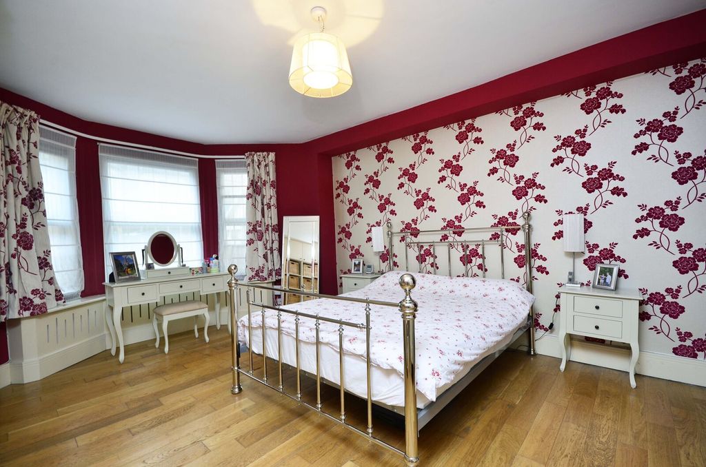 Property photo 3 of 15