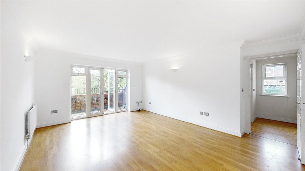 Property photo 3 of 8 Picture No. 03