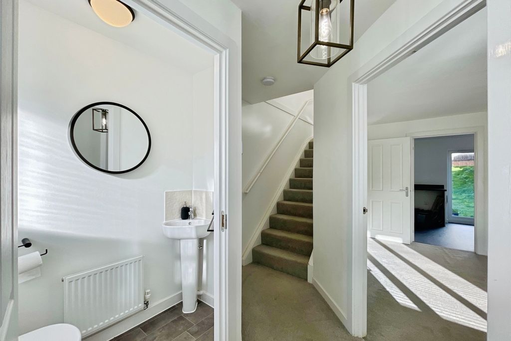 Property photo 3 of 15 Photo