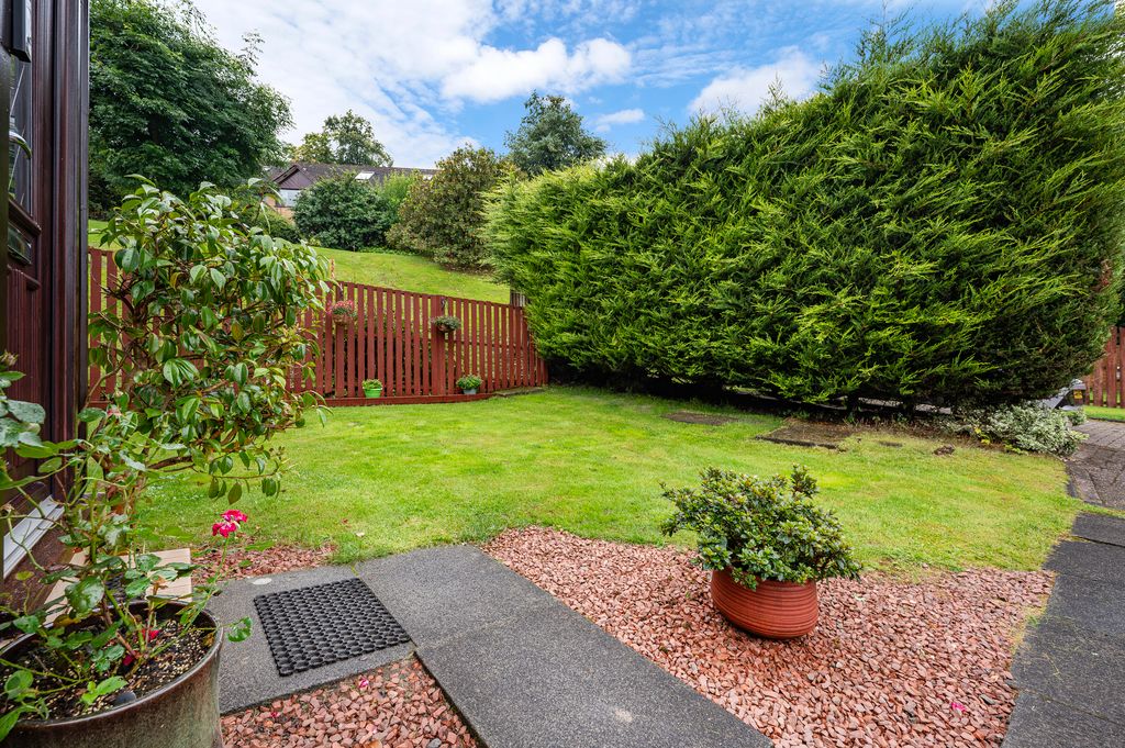 Property photo 2 of 47