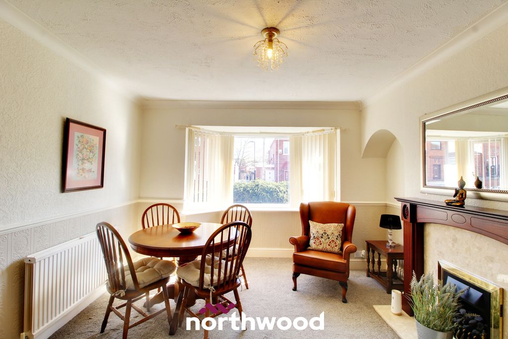 Property photo 2 of 29