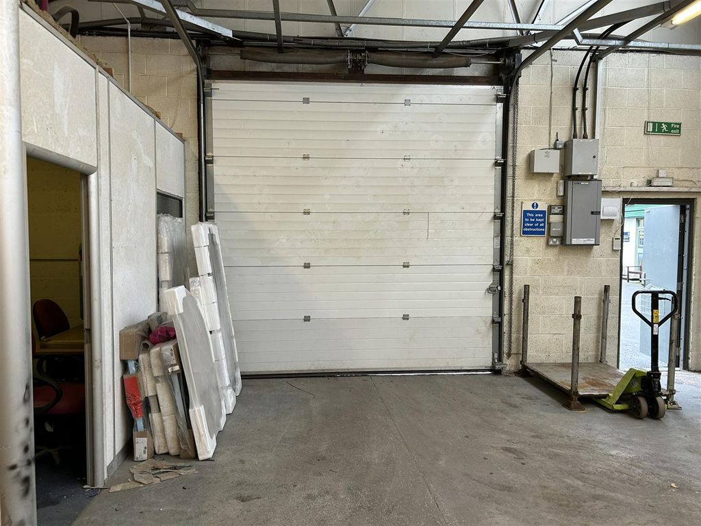 Property photo 3 of 4 Photo 3.Jpg