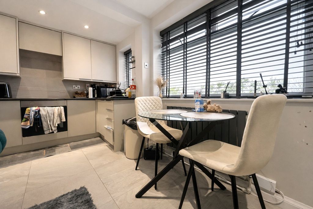 Property photo 2 of 8 Picture No. 05