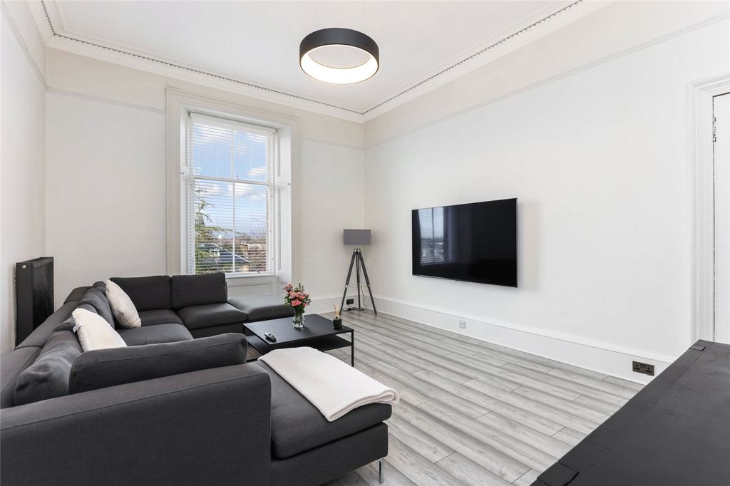 Property photo 2 of 15 Living Room