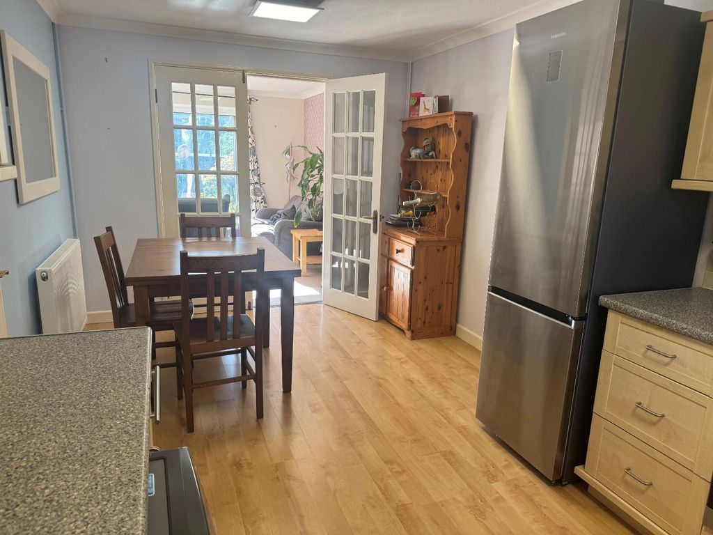 Property photo 3 of 14 Pc13.Jpg