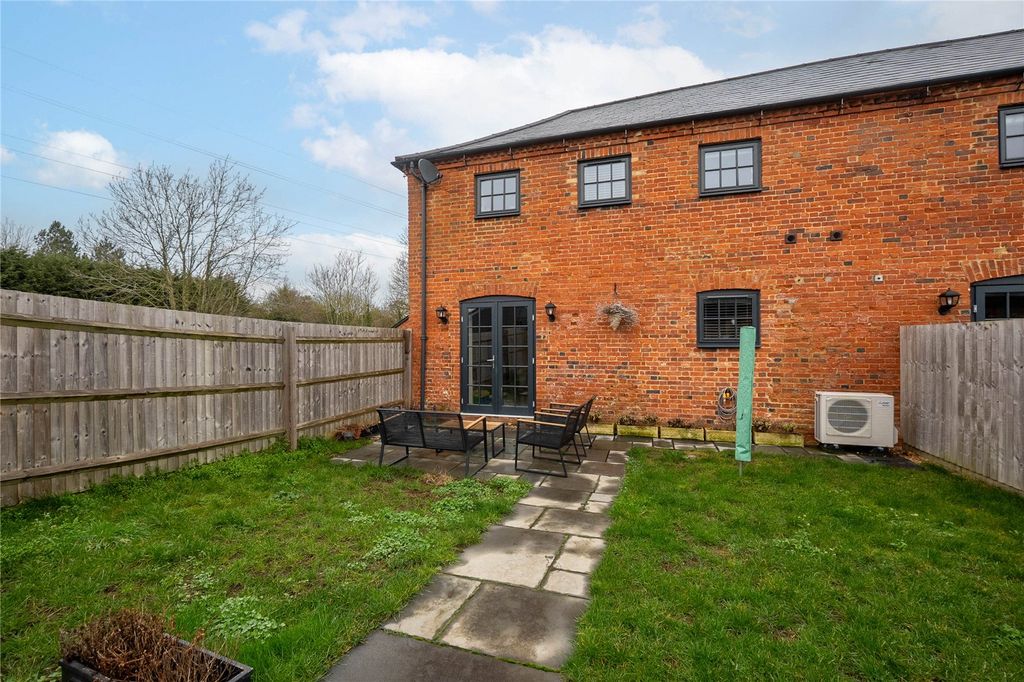 Property photo 1 of 18 Picture No. 15