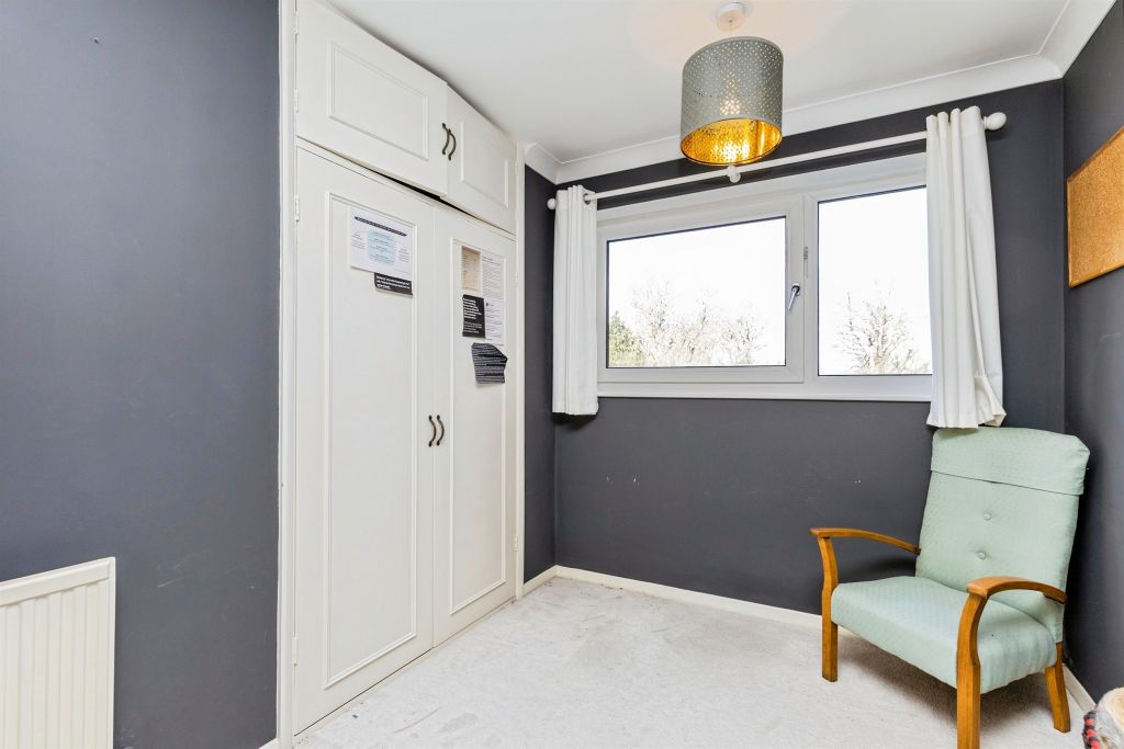 Additional image 12 of 3 bed flat for salePaddockhall Road, Haywards Heath RH16