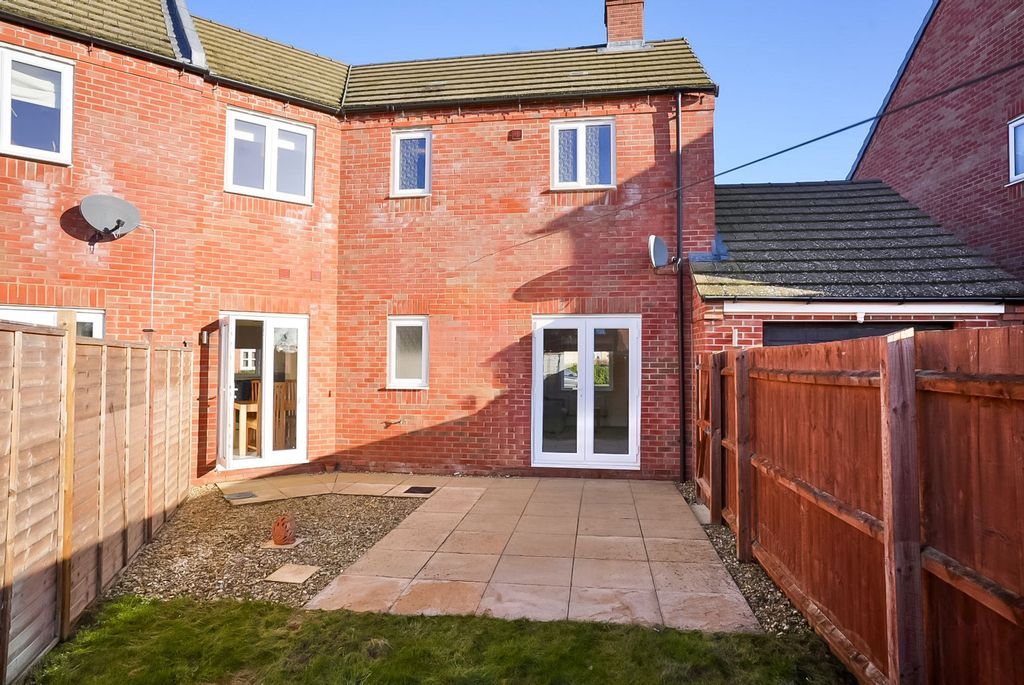 Property photo 2 of 19