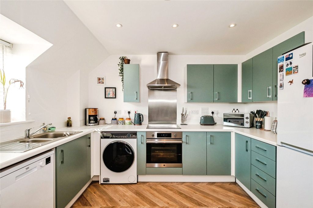 Property photo 2 of 12 Picture No. 09